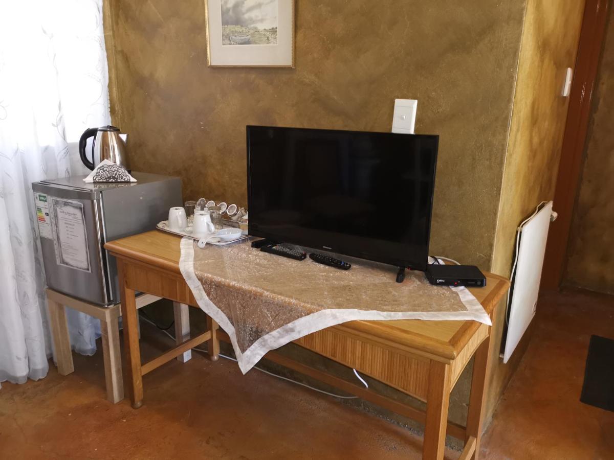 Bastille De Blignaut B&B Edenvale Esterno foto